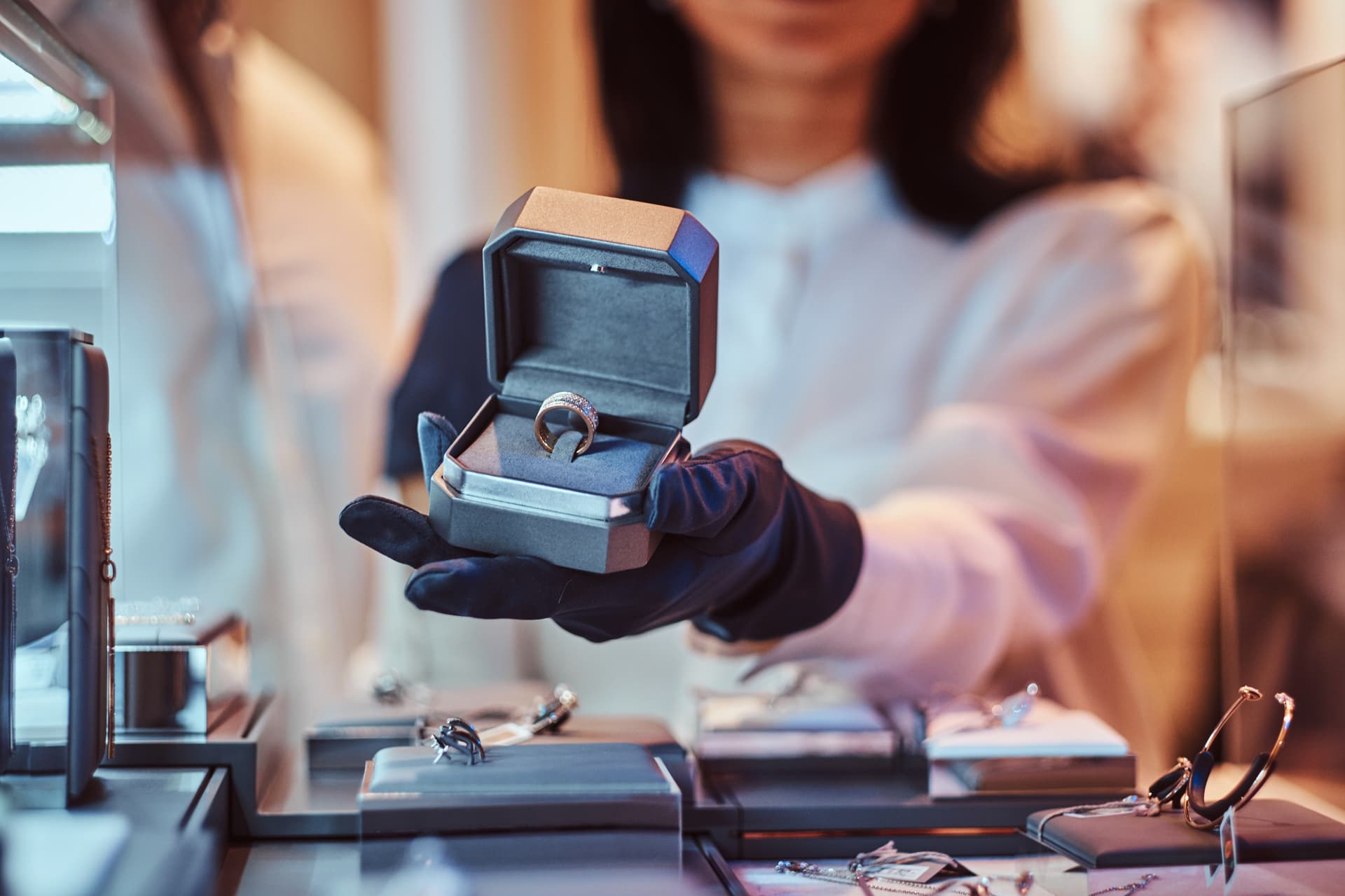 Fast and responsive Jewelia interface optimized for quick jewelry business operations